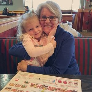 Meet your Posher, Mari